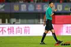 <b>4名中国裁判确认亚洲杯执法 2名哨获主裁判身份</b>