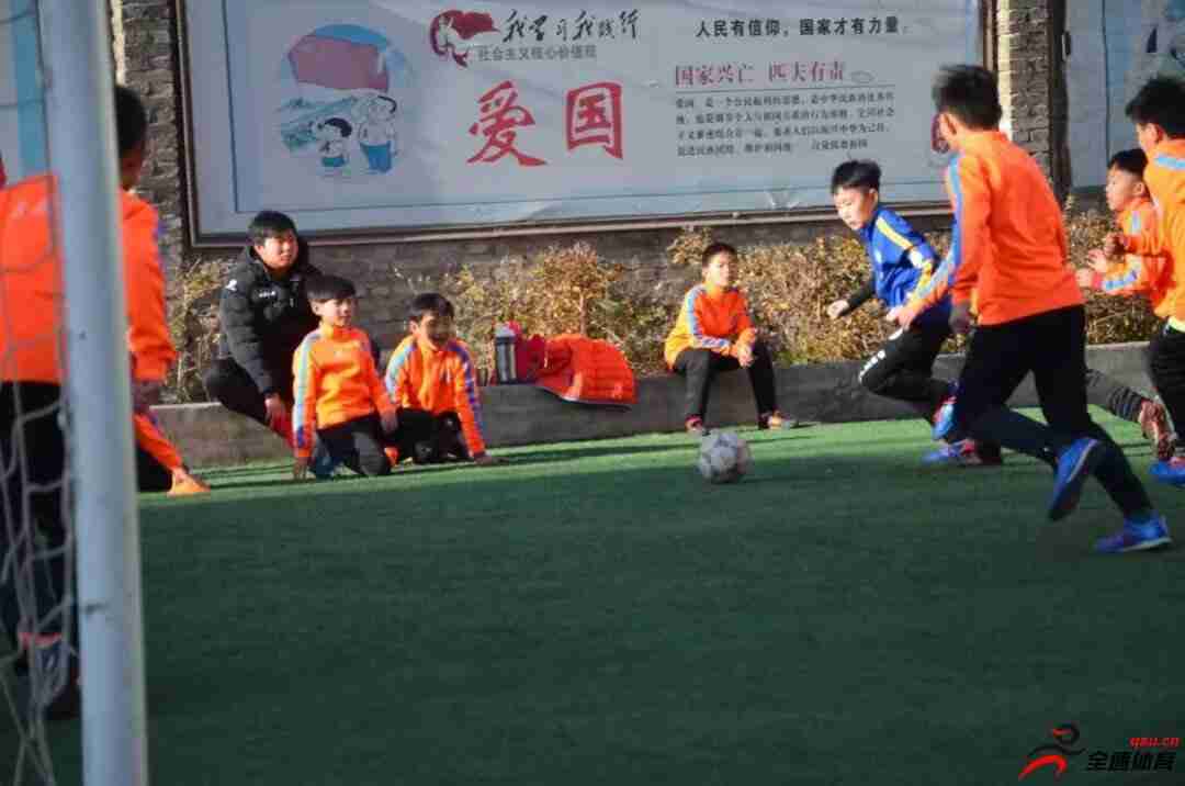 中国孩子的足球训练不叫训练，叫玩