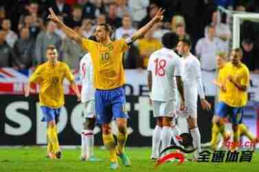 伊布大四喜，瑞典4-2逆转战胜英格兰