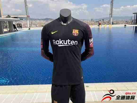 巴塞罗那发布了球队新赛季的主场球衣