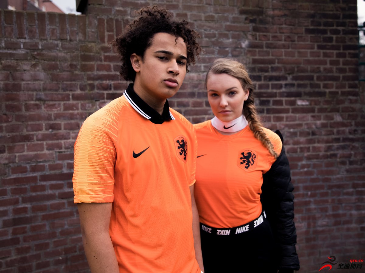 荷兰国家队全新的主场与客场球衣已重磅推出