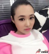 <b>中国第一足球女主播王曦梁</b>