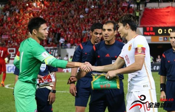 香港东方足球队的成员为何都恨中国足球？