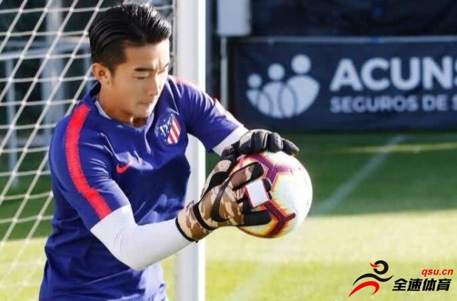 19岁的国青门将李学博已经正式加盟马德里竞技B队