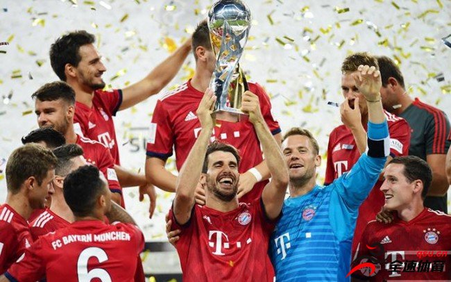 拜仁连续三次获得德国杯冠军