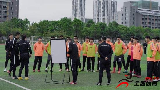 中国足协将退出提高国足教练水平方案