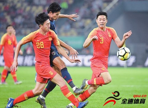 中国队和乌兹别克斯坦队将在明日下午进行三四名的比赛