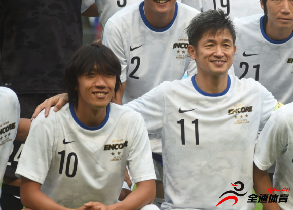 日本著名球星中村俊辅已经正式加盟横滨FC俱乐部