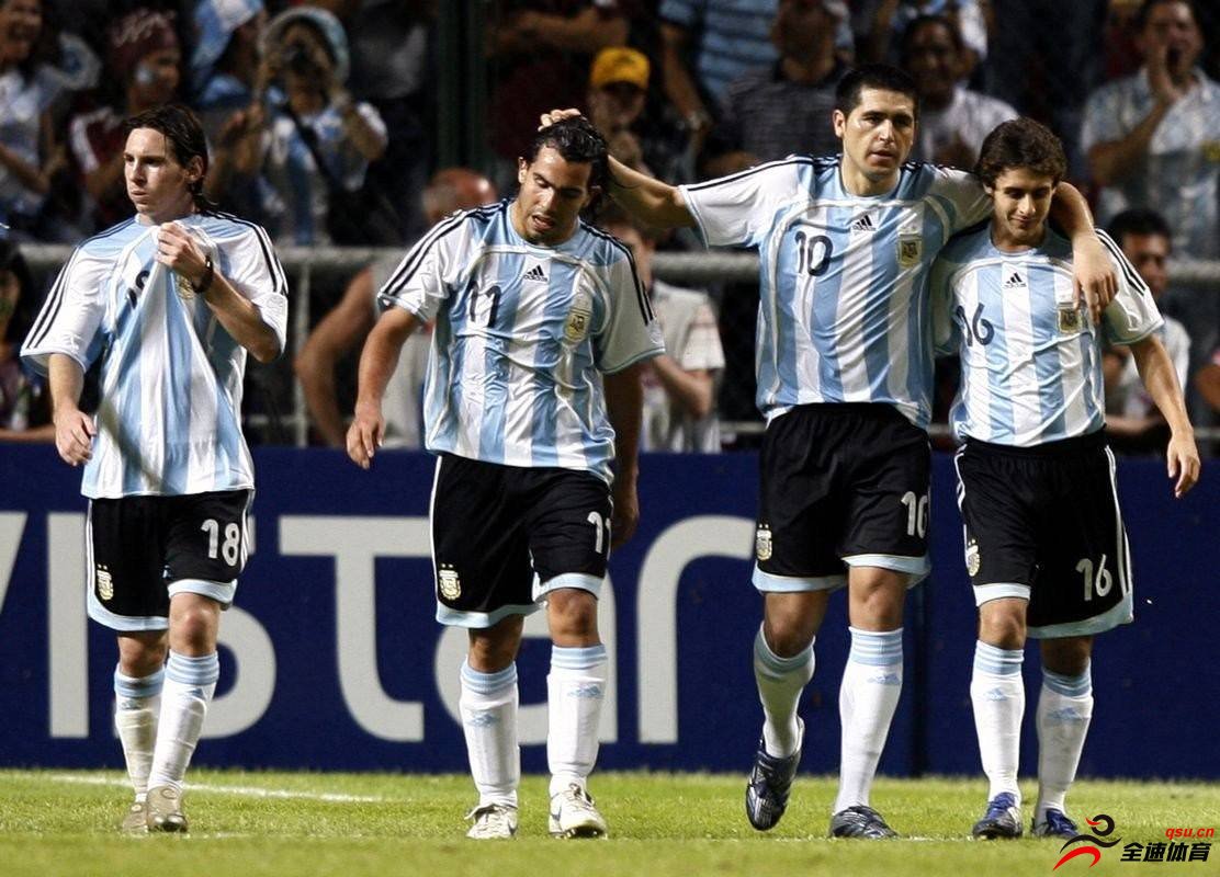 阿根廷U17国足主帅艾马尔带队参加南美U17锦标赛