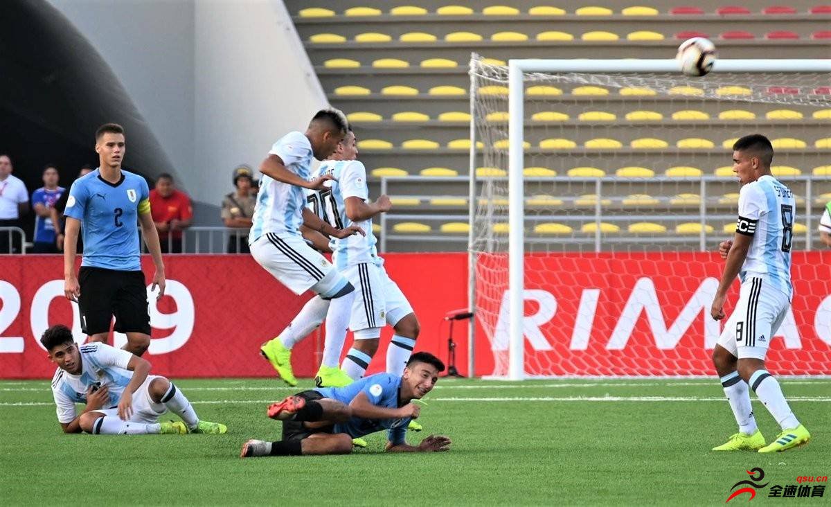 阿根廷U17国足主帅艾马尔带队参加南美U17锦标赛