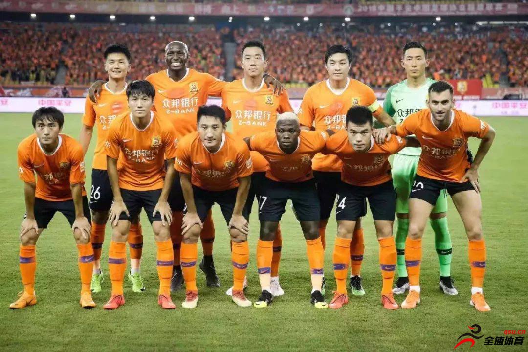 中超联赛第20轮，武汉卓尔主场挑战卫冕冠军上海上港