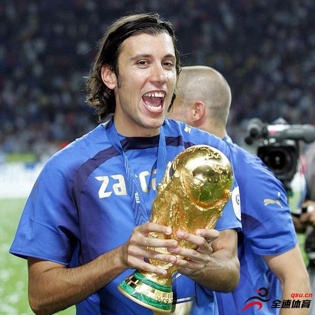 2006年的世界杯冠军扎卡尔多宣布正式退役