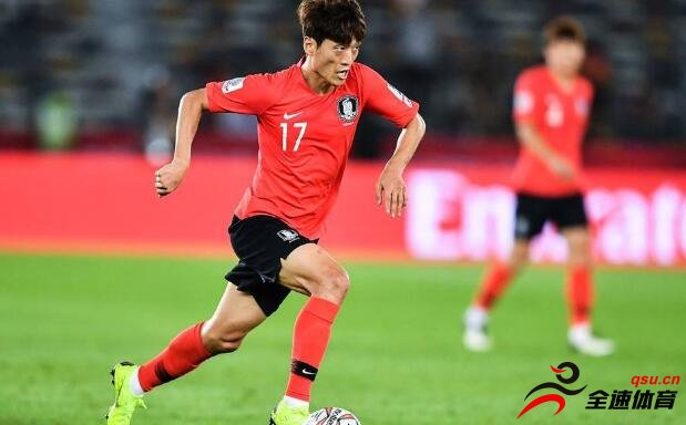 李青龙因伤退出韩国国家队