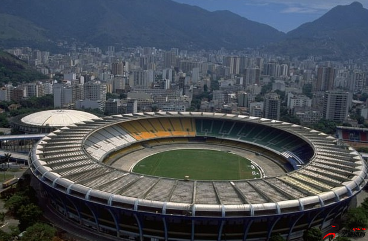 南美解放者杯总决赛在巴西里约的马拉卡纳球场举行