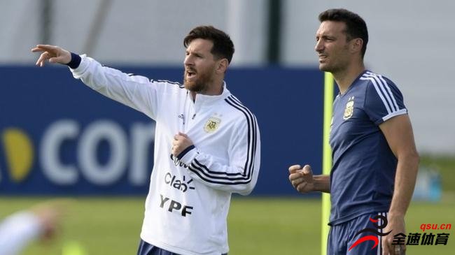 阿根廷主帅斯卡洛尼确认，梅西会在11月正式回归国家队