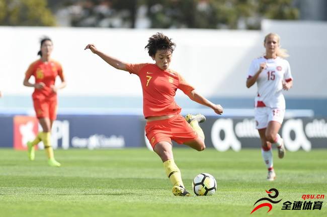 阿尔加夫杯11和12名的排位赛中 中国女足1比1战平荷兰女足
