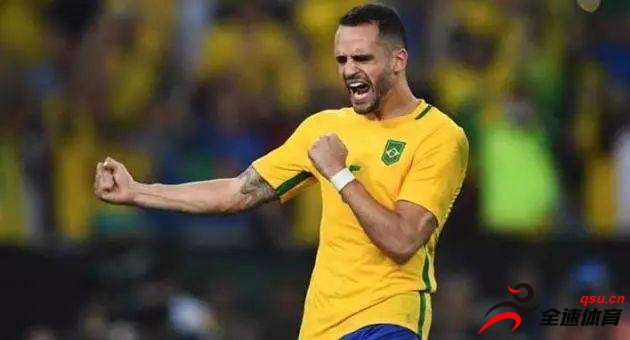 巴西vs比利时 巴西不仅锋无力，中场也不行