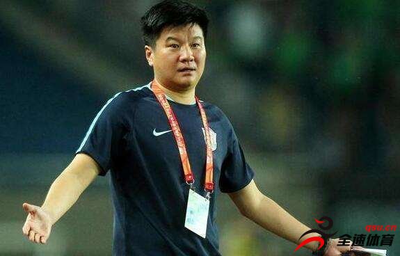 李金羽因个人原因提出辞任江苏苏宁领队和中方教练组组长职务