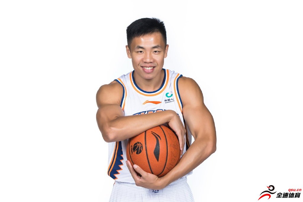 上海久事篮球队队员唐子豪将租借至湖南勇胜篮球俱乐部