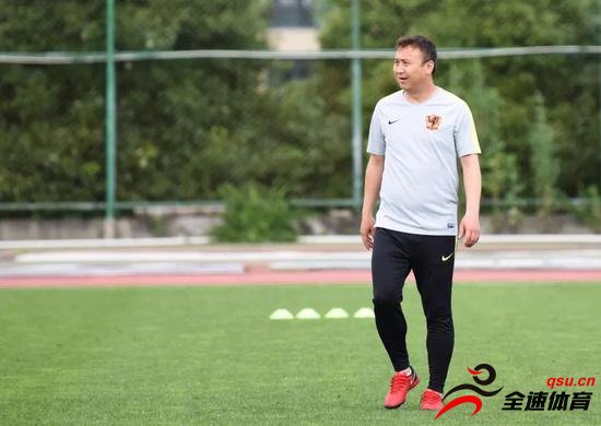 郝海涛先生近日向俱乐部申请不再担任一线队主教练一职
