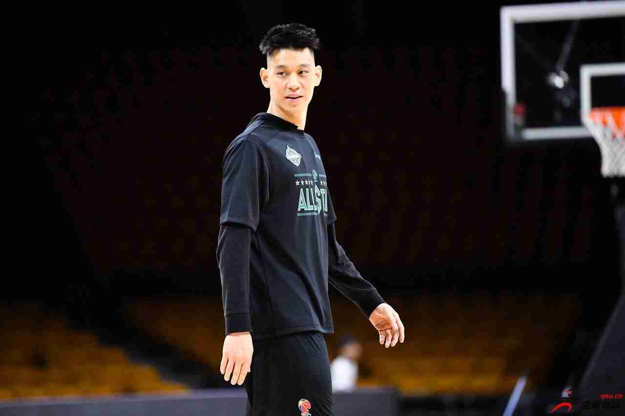 宋翔：林书豪新赛季不会回归北京男篮，将努力重回NBA